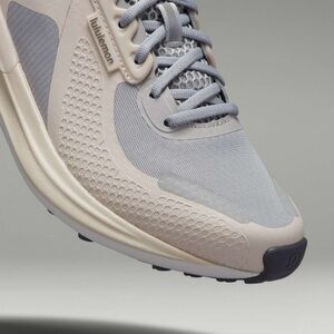 💙NWT LULULEMON WOMENS BLISSFEEL TRAIL RUN RUNNING SHOE SIZE 8
